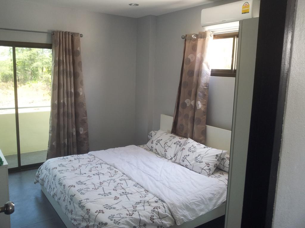 Bang Sak Living Room Apartments Bang Lut Beach Khaolak חדר תמונה